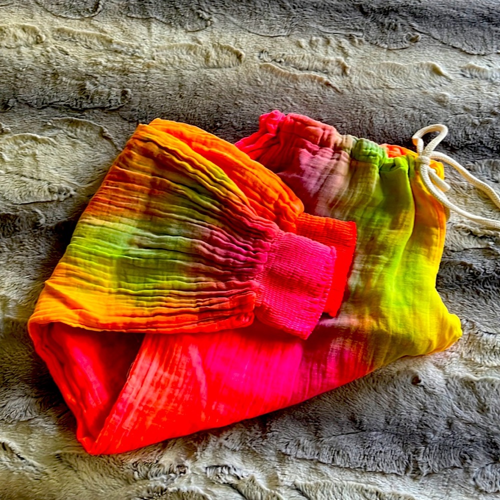 9 Seed neon gauzy pants